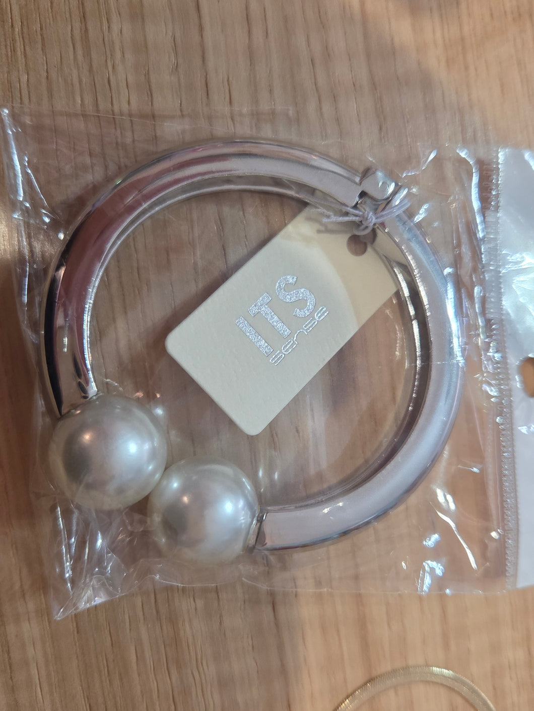 Large Pearl Bracelet