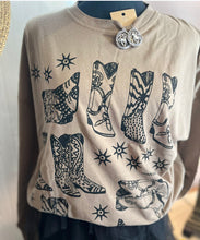 Load image into Gallery viewer, Marushka Dogs