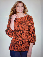 Load image into Gallery viewer, Essential Printed Top