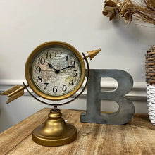Load image into Gallery viewer, Vintage Style Table Top Clock