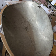 Load image into Gallery viewer, Antique Scale Pan