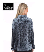 Load image into Gallery viewer, Printed Velvet Tunic
