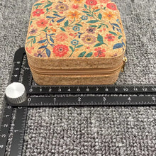 Load image into Gallery viewer, Vintage Crushed Wood Grain Pu Leather Jewelry Storage Box