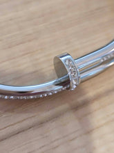 Load image into Gallery viewer, Nail Head Bangle