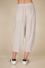 Load image into Gallery viewer, Inoah Bubble Ankle Pant