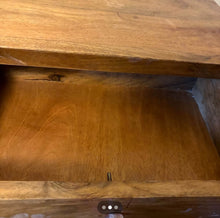 Load image into Gallery viewer, 2 Drawer Table