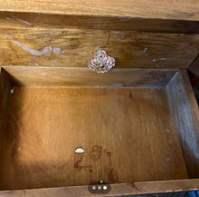 Load image into Gallery viewer, 2 Drawer Table