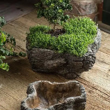 Load image into Gallery viewer, Wood Look Planter