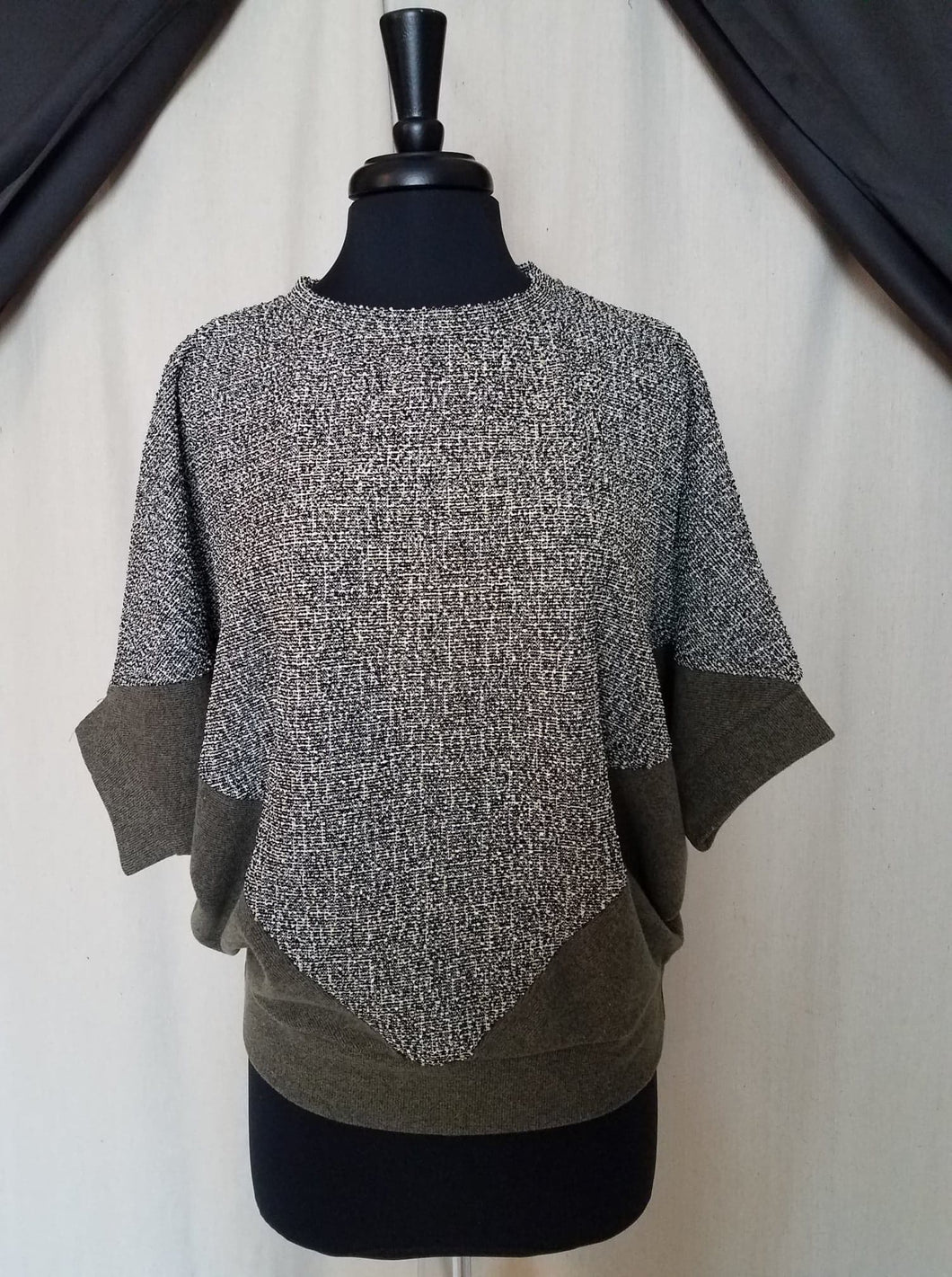 Papillon Oversized Boucle Olive Top