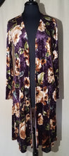 Load image into Gallery viewer, Velvety Purple Floral Duster