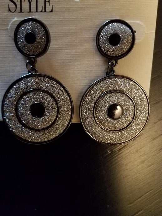 Double Glitter Paved Circle Link Post Earring