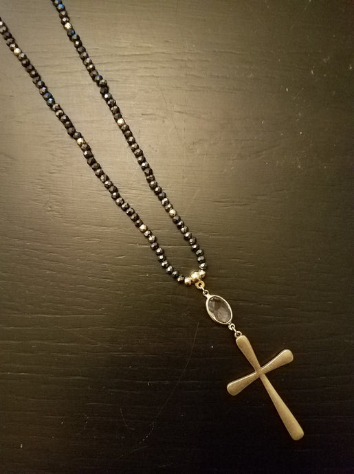 Cross Pendant Bead Necklace