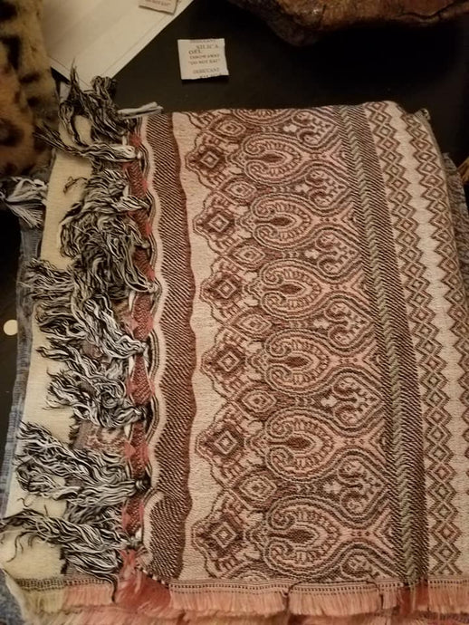 Vintage Jacquard Oblong Shawl Scarf