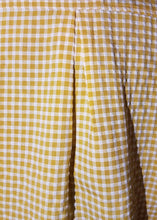 Load image into Gallery viewer, Gingham Button Down Shirt